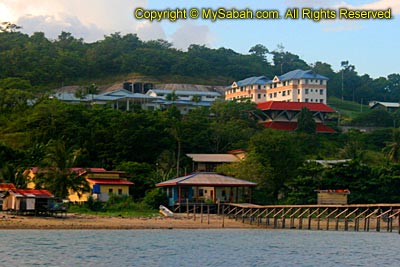 Click Here to see more photos of Banggi Island >>