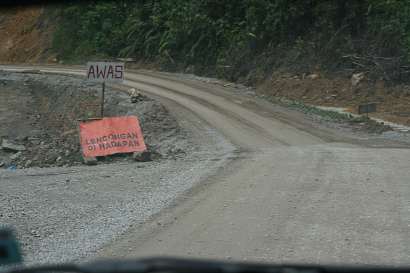 Bad road to Maliau Basin