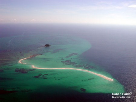 aerial view of Pulau Kalampunian Besar