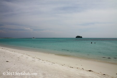 Pulau Kalampunian Besar