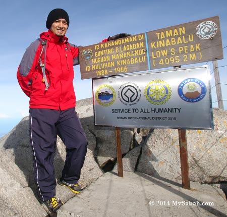 tourists on the summit of Mt. Kinabalu
