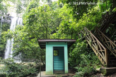 Madai Waterfall picnic site