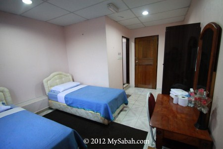 room of Mostyn Hotel