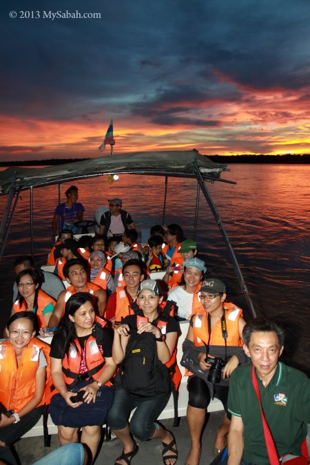 tourists in sunset cruise of Weston