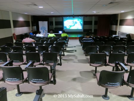 seminar room