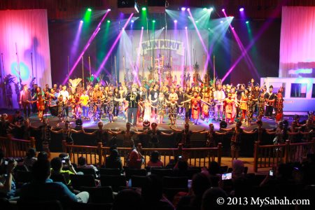 cultural event in JKKN Sabah auditorium