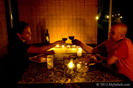 candle light dinner in Taliwas Park