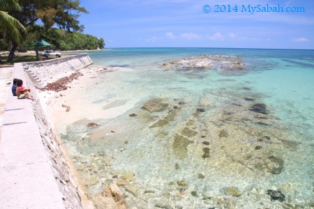 rocky beach of Bak-Bak Beach