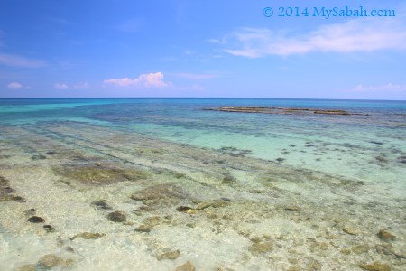 rocks in the Bak-Bak Beach