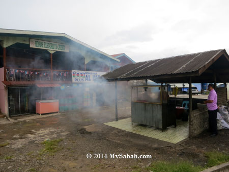 BBQ chicken wing stall