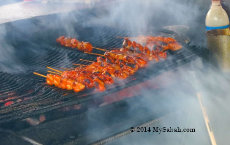 chicken butt satay (Satay Buntut)