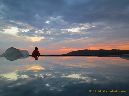 reflection of sunset on table