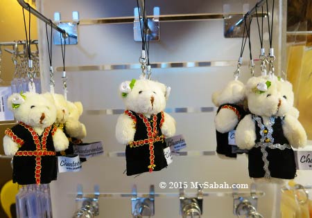 Kadazan bear phone strap