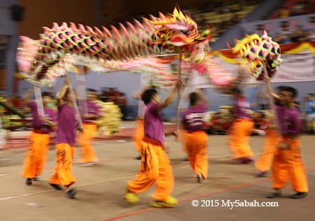 dragon dance