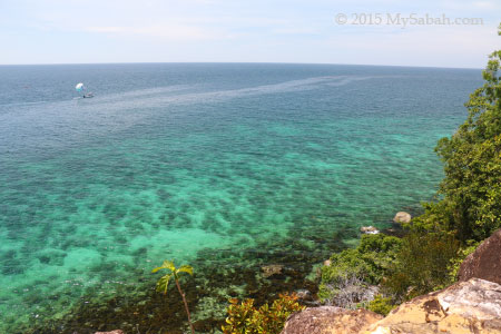 cliff of Sapi Island