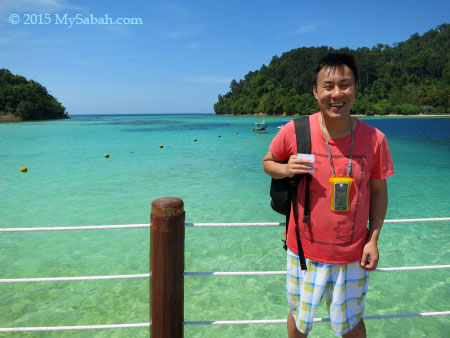 tourist photo at jetty