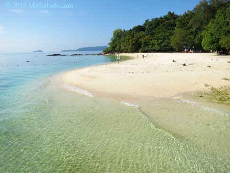 beach of Sapi Island