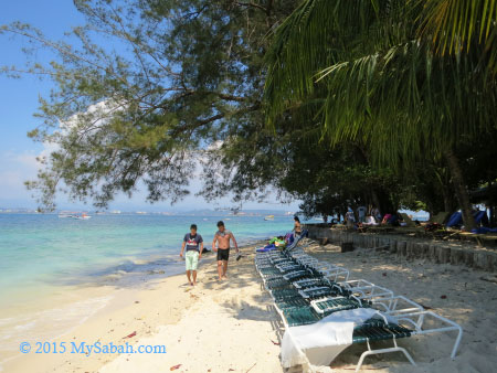 private beach of Mamutik