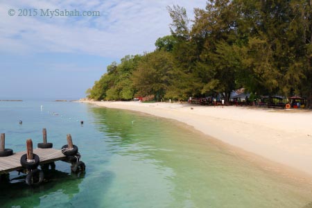 beach of Mamutik near the jetty