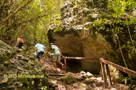 jungle trekking to the peak of Bohey Dulang