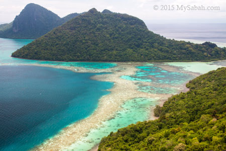 channel between Bodgaya and Bohey Dulang