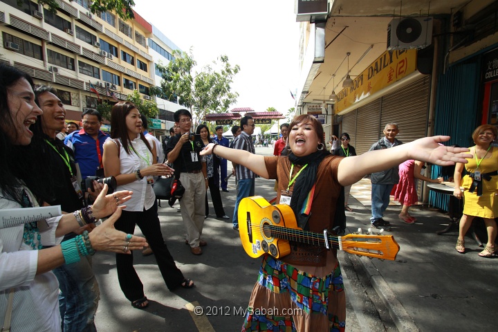 bonding-with-gaya-street-dmg_0844.jpg