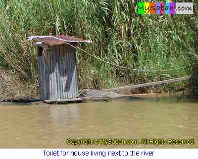 Floating toilet