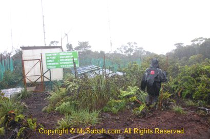 Yayasan Sabah repeater on Mt. Trus Madi