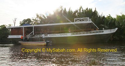 Deluxe river cruise in Klias-Garama rivers