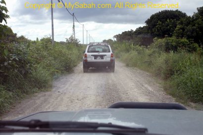 gravel road to Klias Peat Swamp Field Center