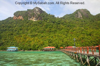 Giant clam nursery on Bohey Dulang