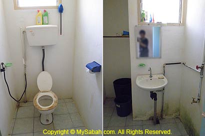 toilet and bathroom of Monggis substation