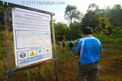 start hiking to Center of Sabah