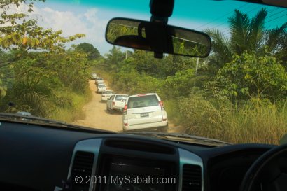 gravel road to Center of Sabah