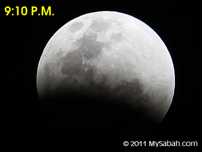 lunar eclipse at 9:10pm