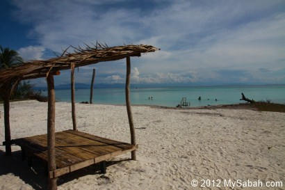 resting huts of Mantanani Island