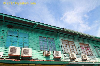 old shoplot with air-cond