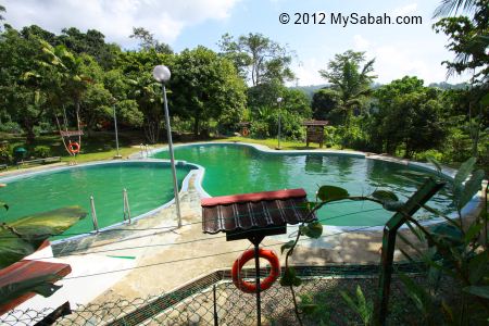 Poring Slide Pool