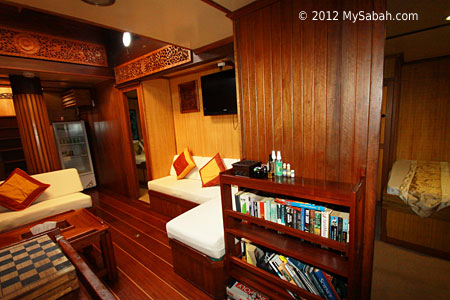 books in lower deck