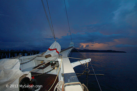 Raja Laut chasing sunset