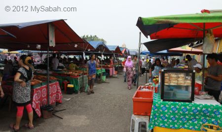 BBQ Seafood stalls