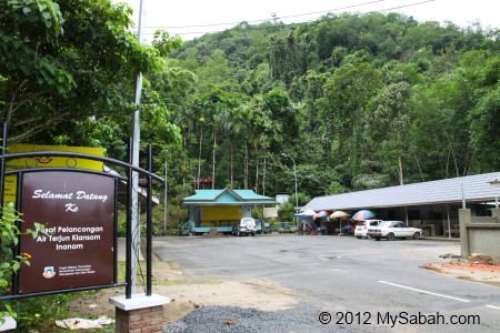 entrance of Kiansom Waterall Park (Pusat Air Terjun Kiansom)