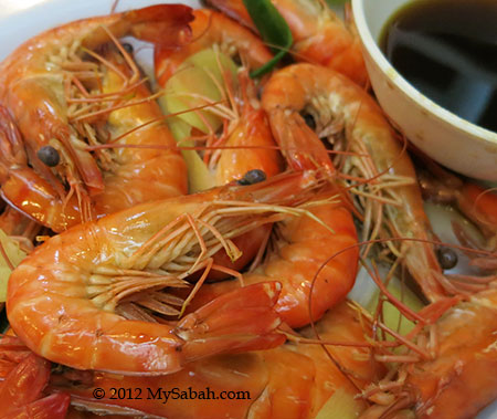 Boiled shrimp (???)