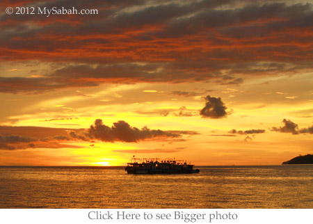 sunset of Waterfront boulevard