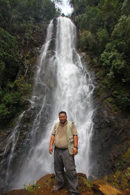 Encik Ismailey at Tawai Waterfall