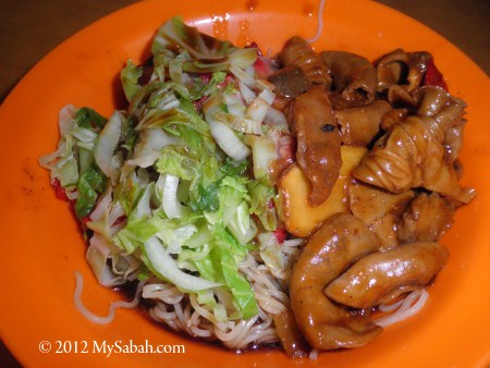 rice noodle with mixed pork