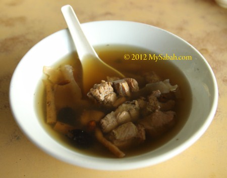 snake herb soup in Telupid town