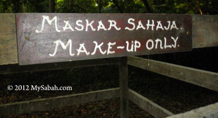 make up area of mud volcano