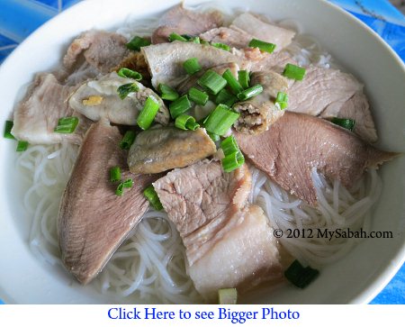 close-up of pork noodle / cucap mee hoon