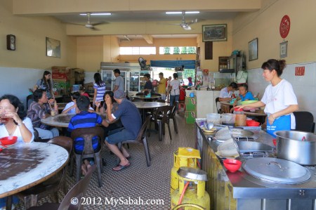 interior of Kedai Cheng Wah Restaurant